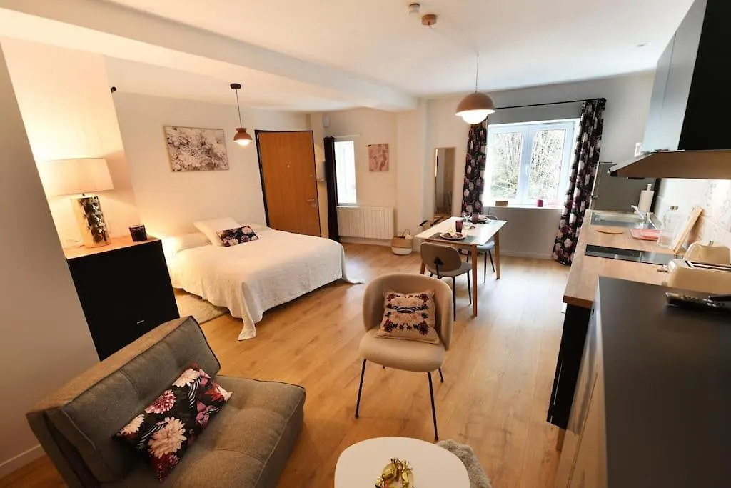 Albarine-2 Pers-Wifi-Cosy-Confort-Bien-Etre Oyonnax 0*,